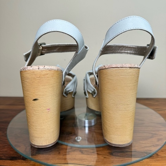 Korks Dawson Sandal in Off White - Picture 10 of 14